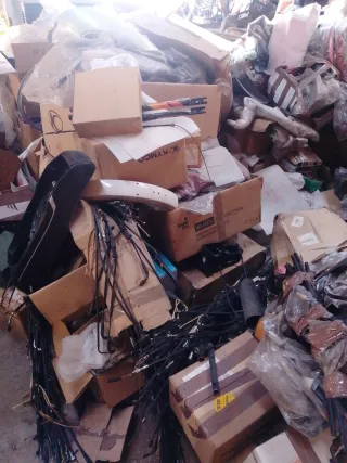 Se vende traspasa Tienda de recambios motos online