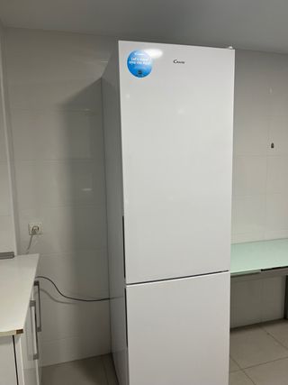 Nevera Candy 200 cm