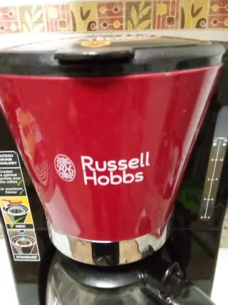 Cafetera Russell Hobbs Roja