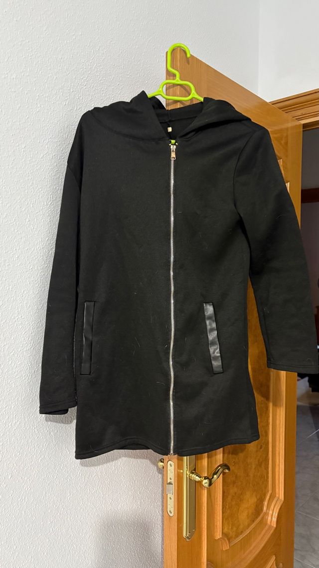 Giacchetta elegante e leggera nera