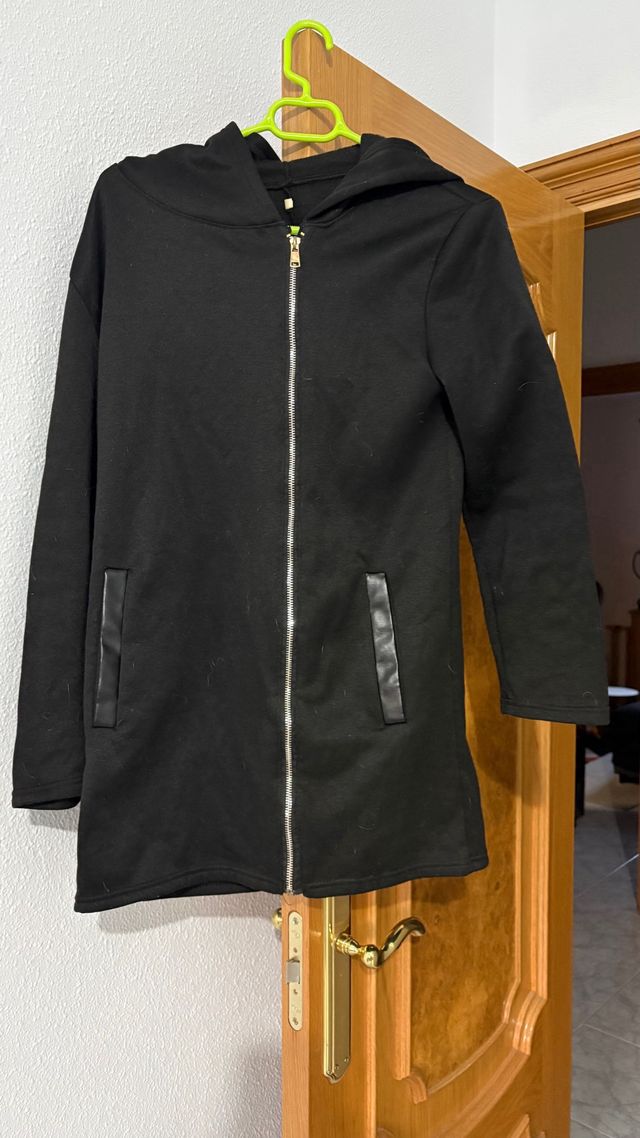 Giacchetta elegante e leggera nera