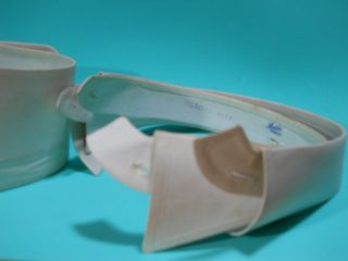 Antiguos cuellos y puños de camisa 1920