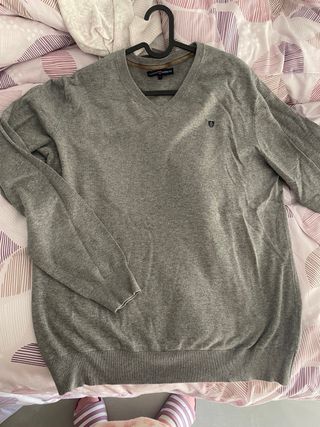 Lote 4 Jersey cuello pico ALVARO MORENO