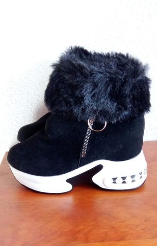 Botas de invierno con pelo y cremallera