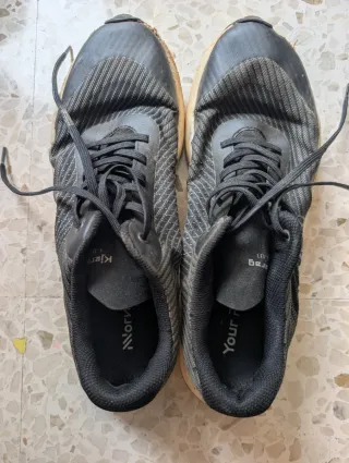 Zapatillas Trail Nnormal Kjerag Negras