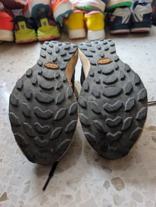 Zapatillas Trail Nnormal Kjerag Negras