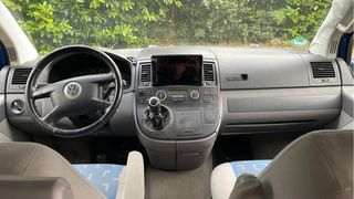 Volkswagen Multivan 2006 con averia
