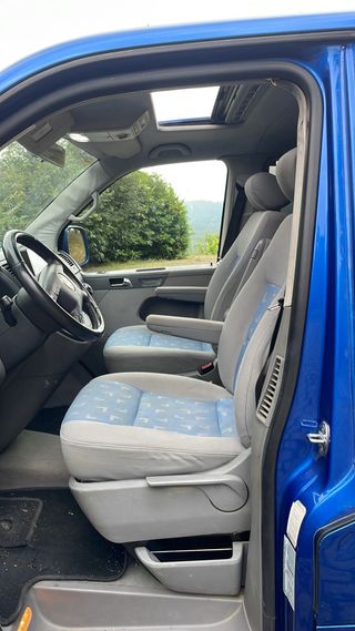 Volkswagen Multivan 2006 con averia