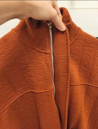 Bomber oversize textura granate