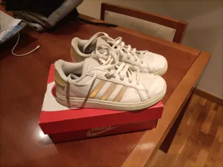 Adidas niña talla 36
