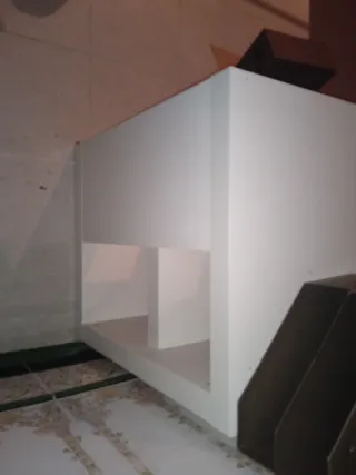 X2 Estantería blanca de madera. 15€ cada una