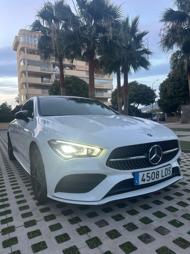 Mercedes-Benz Clase CLA 200