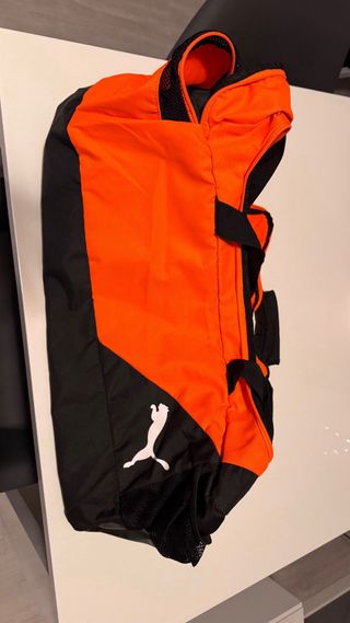 Borsa sportiva Puma arancione e nera