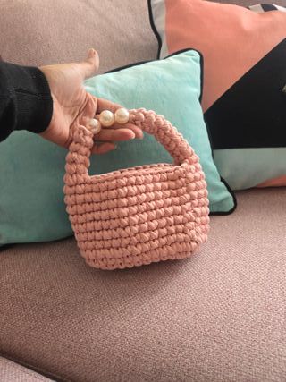 Bolso crochet mini perlas rosa