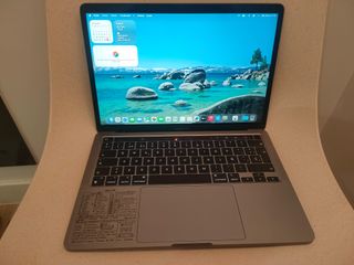 MACBOOK PRO 2020 i7/32GB RAM/512 SSD