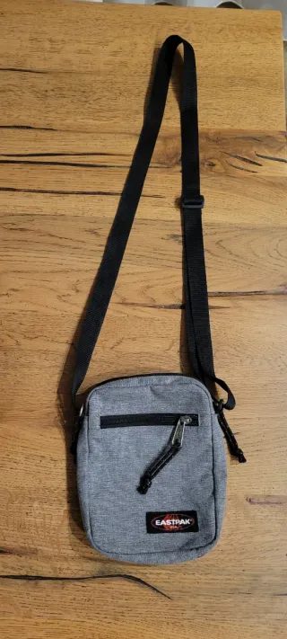Eastpak The One Borsa Tracolla 2.5L Grigia