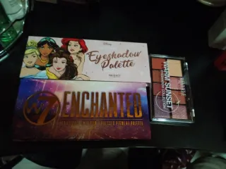 3 Paletas Maquillaje: W7, Mad Beauty, Revuele