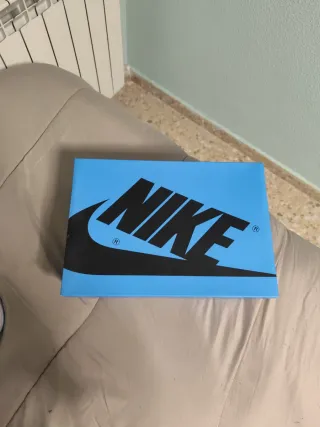 Jordan 1 Retro High OG UNC Toe