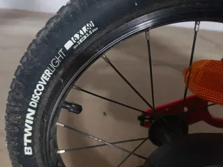 Bicicleta infantil Btwin Roja