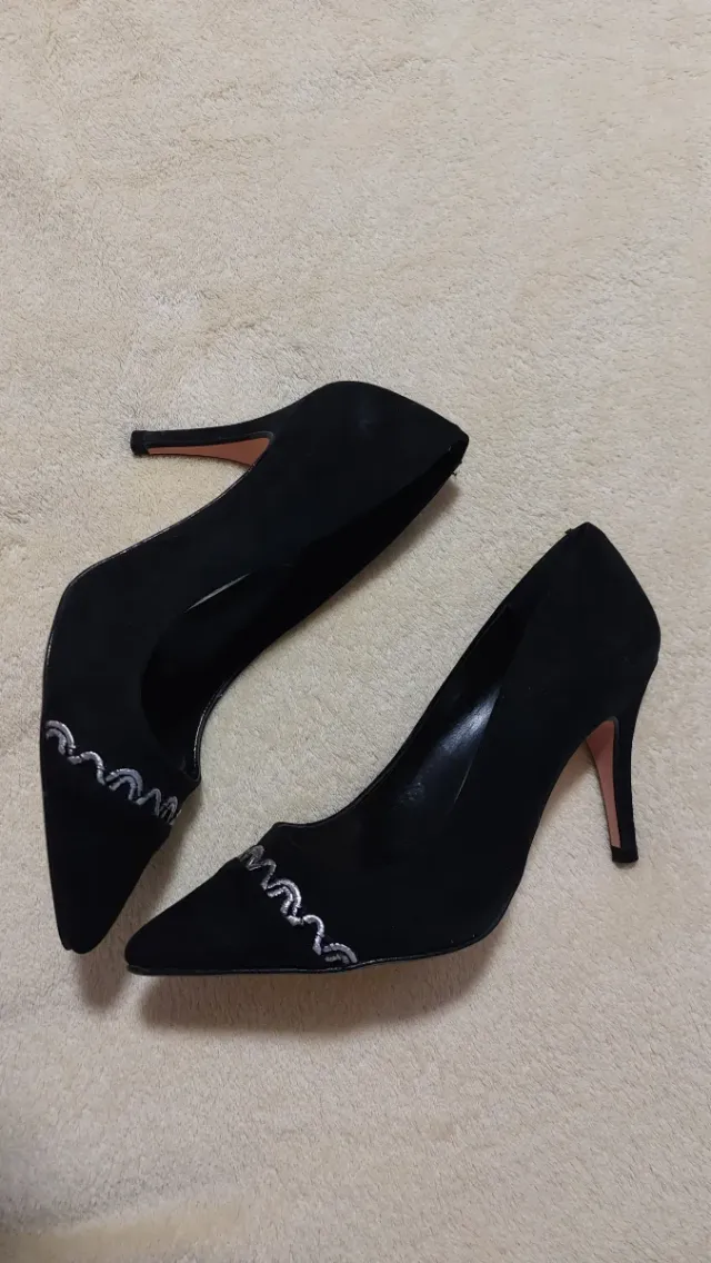 Zapatos de tacón negros talla 38