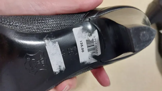 Zapatos de tacón negros talla 38