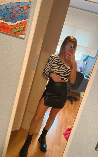 Top asimétrico estampado cebra