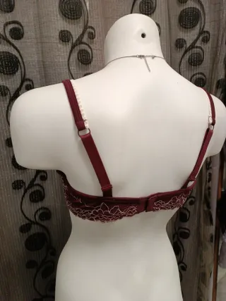 Sujetador Selene 100C Burdeos