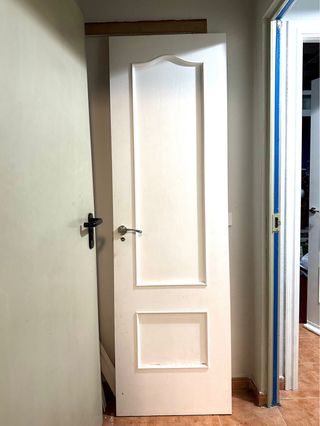 URGE vender Puerta interior blanca