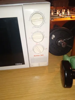 Microondas Moulinex 1100W