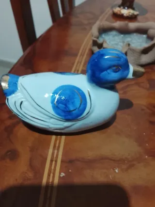 Figura decorativa niño cerámica