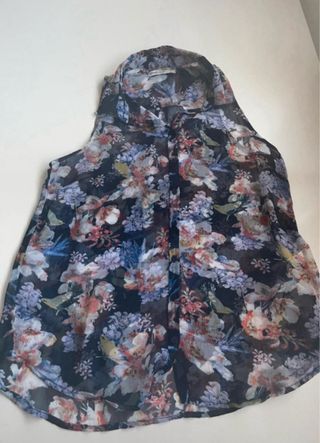 Camisa sin mangas Stradivarius floral