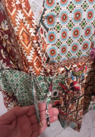 Camisa Zara satinada patchwork