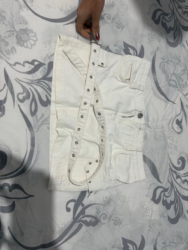 Pantalones blancos de carga