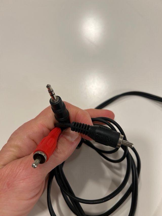 Cavo RCA e Jack 3.5mm