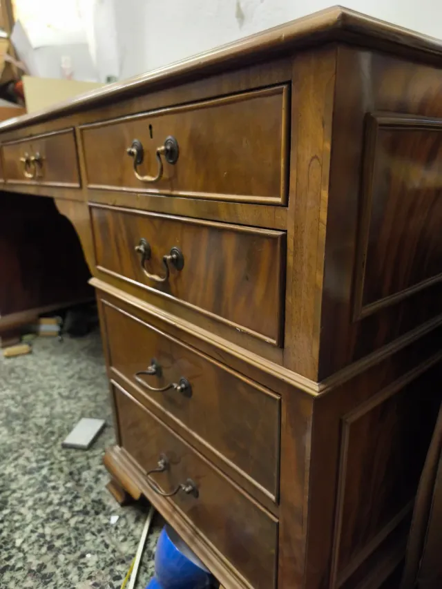 Precioso Escritorio vintage madera alta calidad