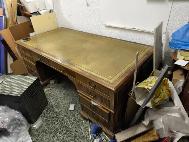 Precioso Escritorio vintage madera alta calidad