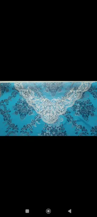 Tela fallera,manteletas,aderezo y peineta