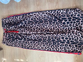 Pantalón ancho Shein estampado leopardo l
