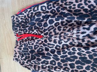 Pantalón ancho Shein estampado leopardo l