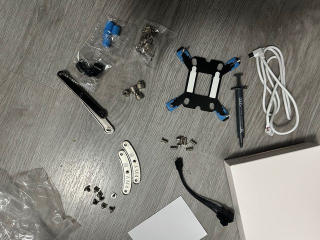 TR FW240 Branco ARGB Refrigerador de CPU #CB0079