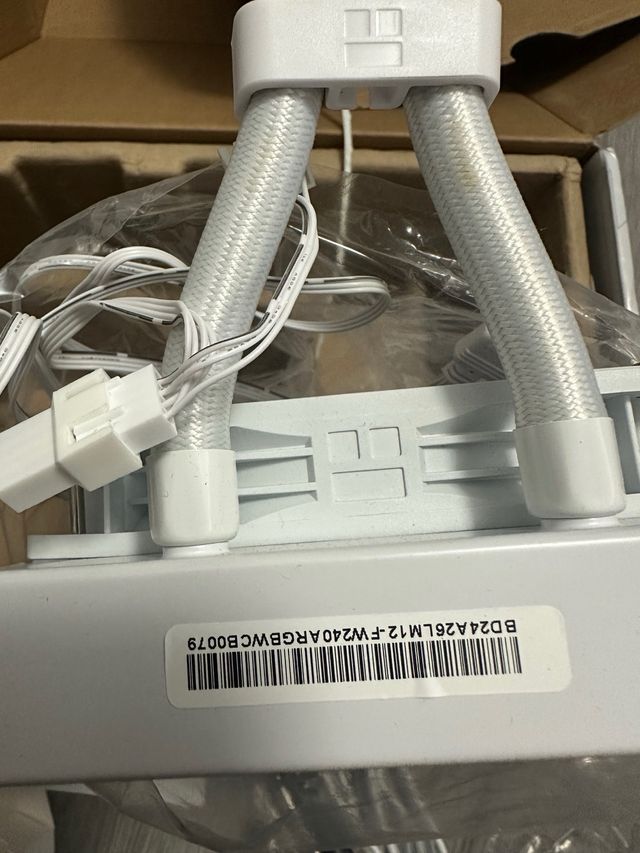 TR FW240 Branco ARGB Refrigerador de CPU #CB0079