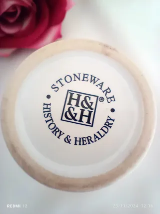 Vasetto ceramica decorato fiori e coccinella H&