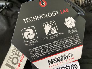 Geographical Norway. Parka negra. Talla L