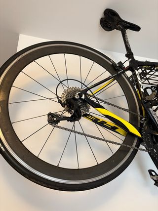 Bicicleta carretera BH Quartz Negra/Amarilla