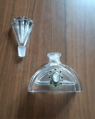 Flacone profumo vintage con decoro