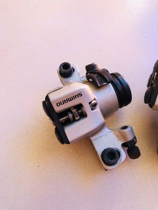 Pinzas Freno Disco Shimano M415