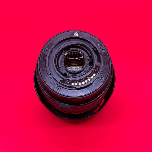 Tamron AF 18-200mm F/3.5-6.3 XR Di II VC Objetivo