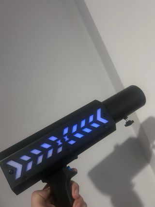 Pistola Confeti LED sin usar