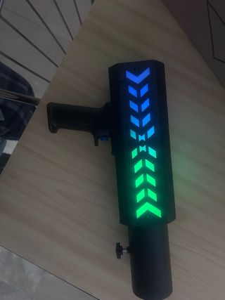 Pistola Confeti LED sin usar