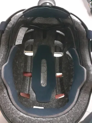 Casco de skate negro